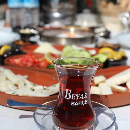 Beyaz Bahce Butik *